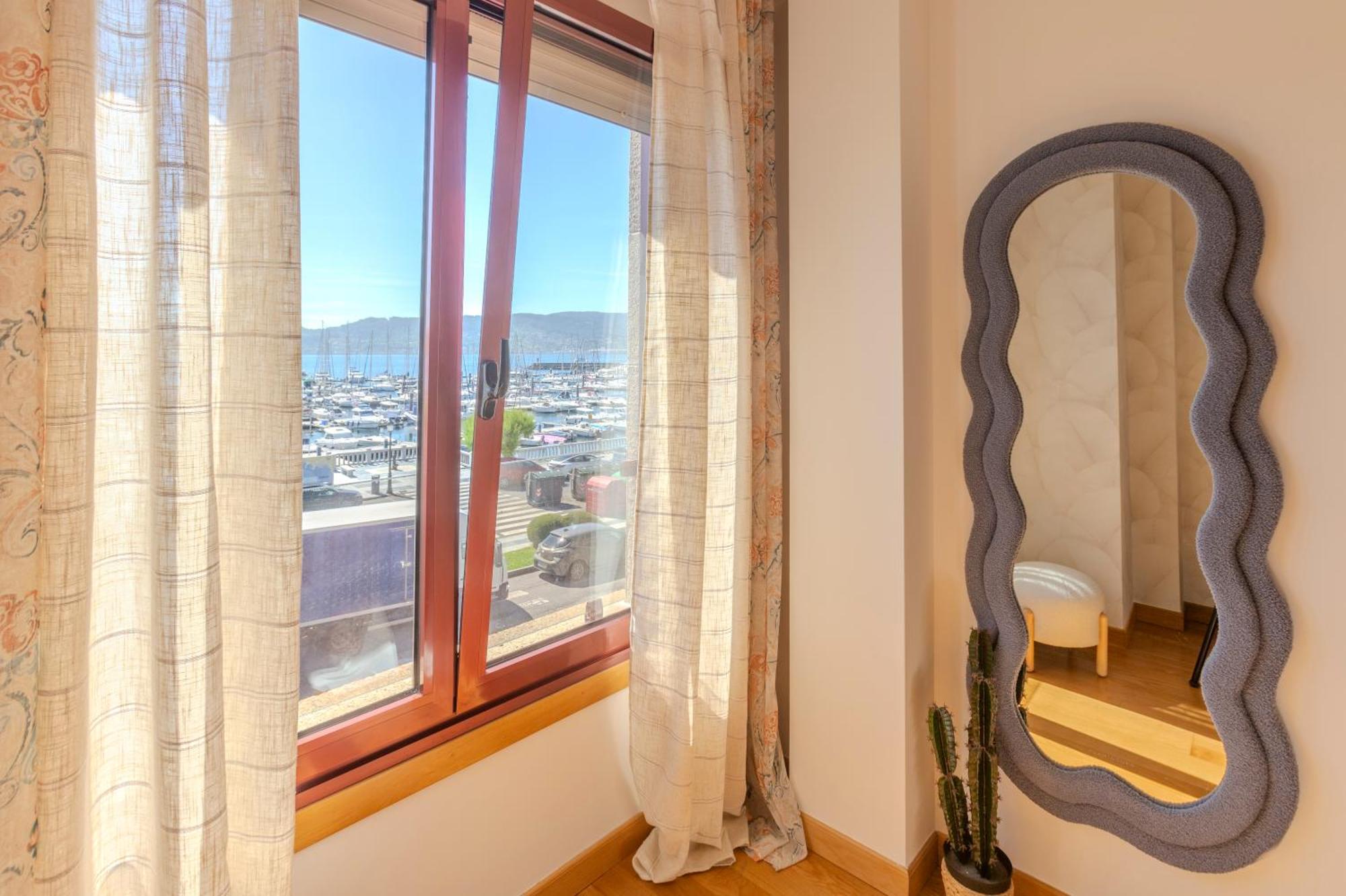 Piso En Combarro A 1º Linea De Costa Apartment Exterior photo